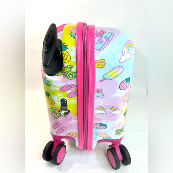 Hello Kitty Ride-On 18" Hard Shell Suitcase/ Tow-Along Toddler Luggage W/Wheels - Picture 6 of 12